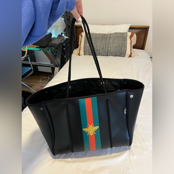 Peace Love Fashion Shoulder Bag - Picture 1 of 6